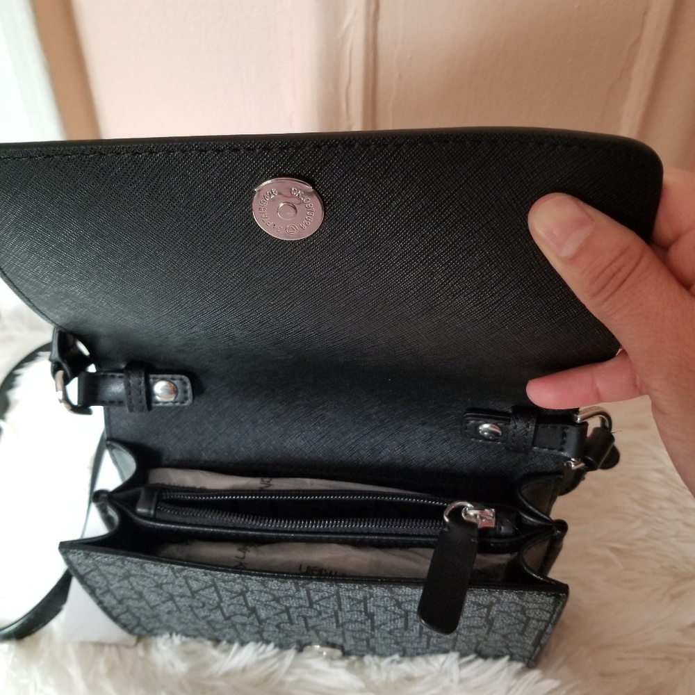 Calvin Klein Small Crossbody - Picture 6 of 7